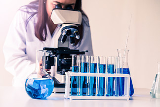 生物科技研究開發 圖像素材與前沿應用